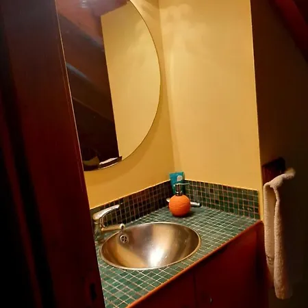 Mouses Lydia παρνασσού シャレー