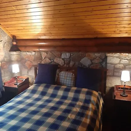 Mouses Lydia παρνασσού Eptálofos