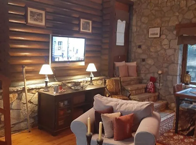 Chalé Mouses Lydia παρνασσού Eptálofos